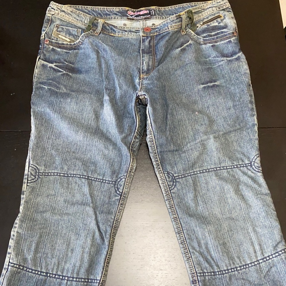 Motorcycle riding jeans. Kevlar reinforced.
